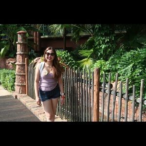 Meet your Posher, Melissa